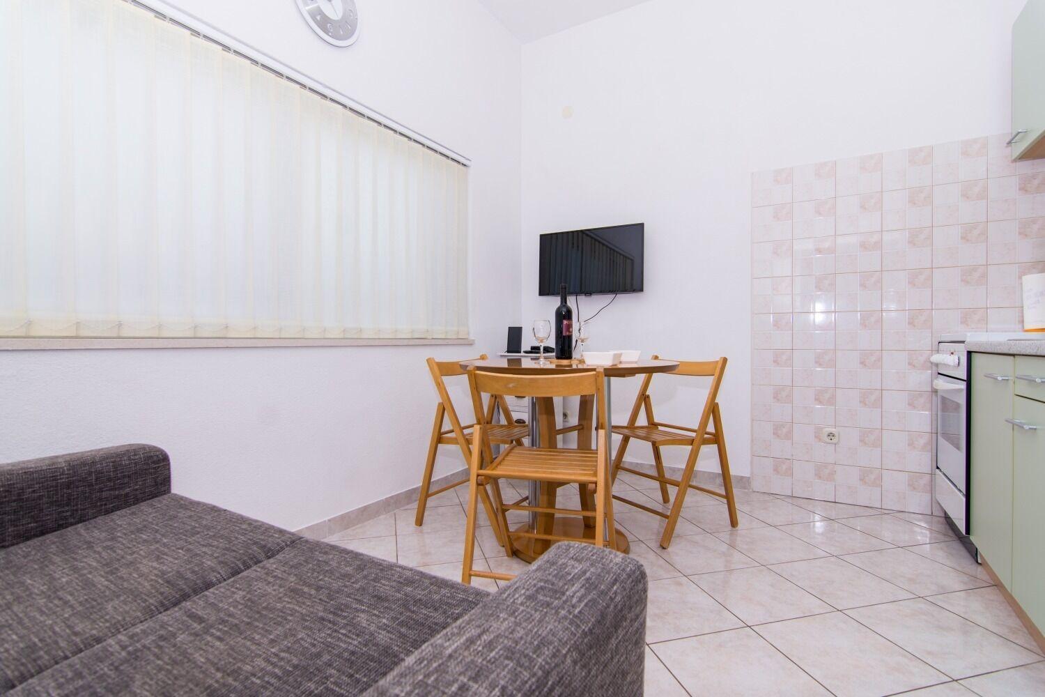 Apartments Ivica - Garden Terrace Slatine Extérieur photo